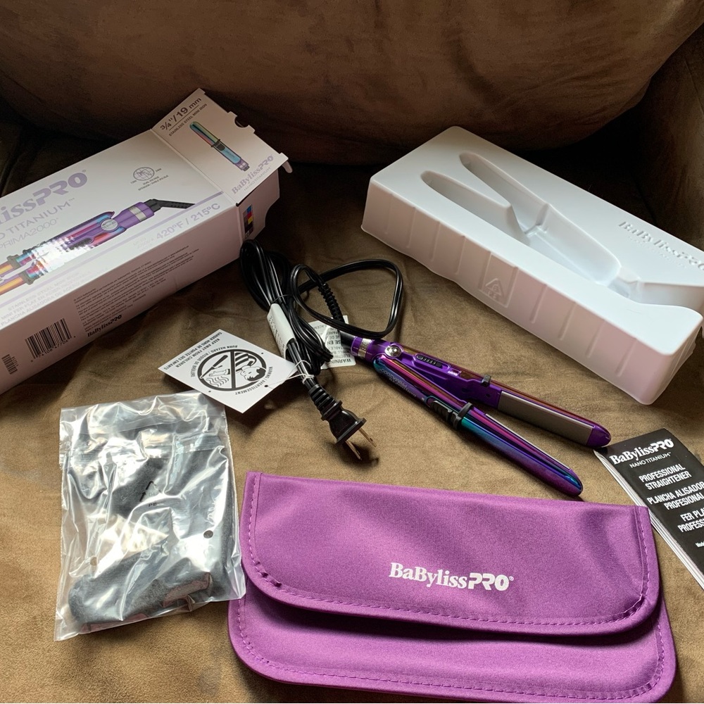 NWOT BaBylissPRO Limited Edition Mini Prima Flat Iron Iridescent Oil Slick - Picture 3 of 16